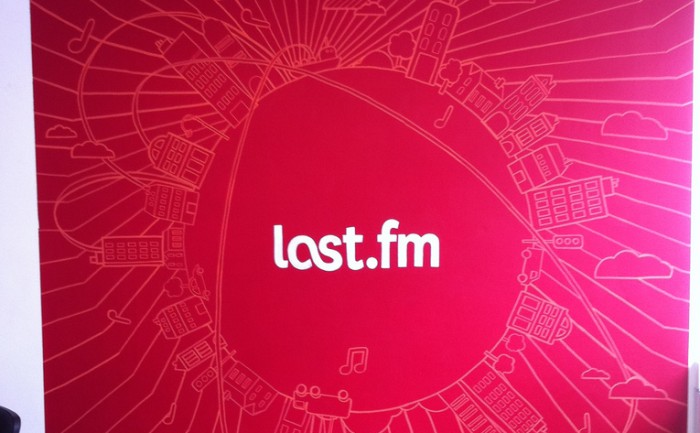 5589156320_4a490ce38f_b Last.fm reception mural - illustration by Rehab Studio